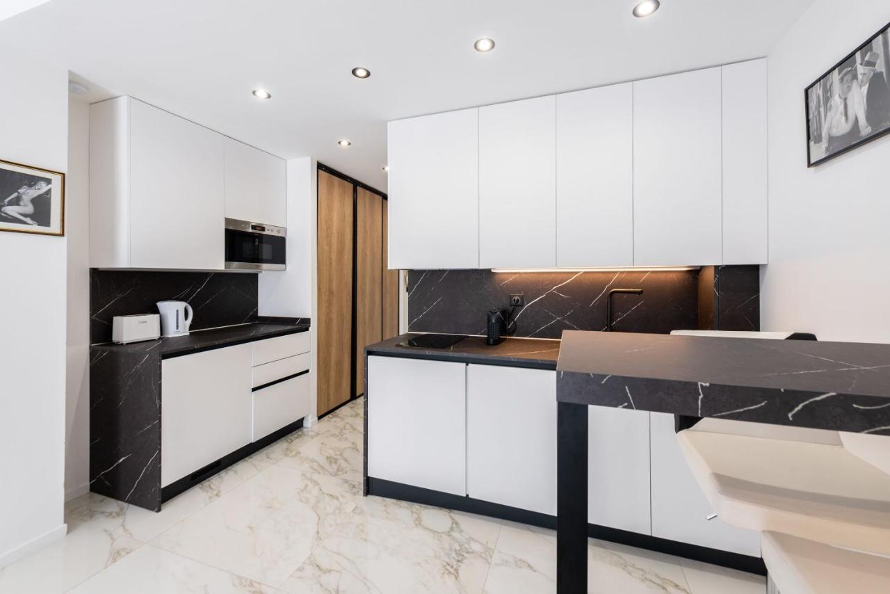 Large Studio - 50M Cannes Beach - Terrace Sea View Екстериор снимка